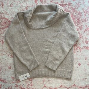 Lillusory NWT Women’s Oversize Chunky Knit Super Warm Cosy Off Shoulder Sweater